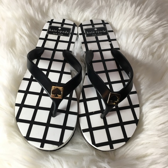 kate spade Shoes - Kate Spade New York Fitflops Size 6